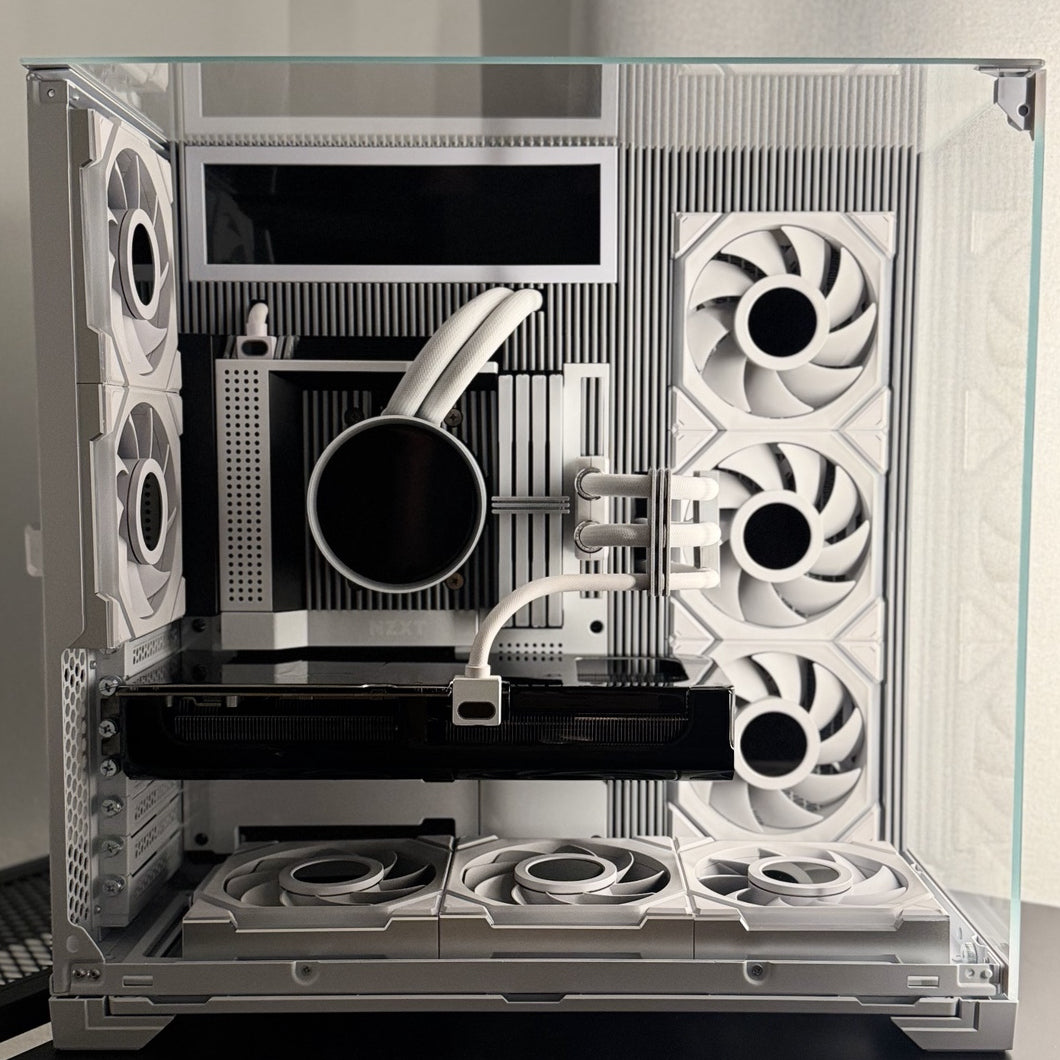 The same O11 Vision Compact build with the Redux Insert Kit and Custom Parts installed